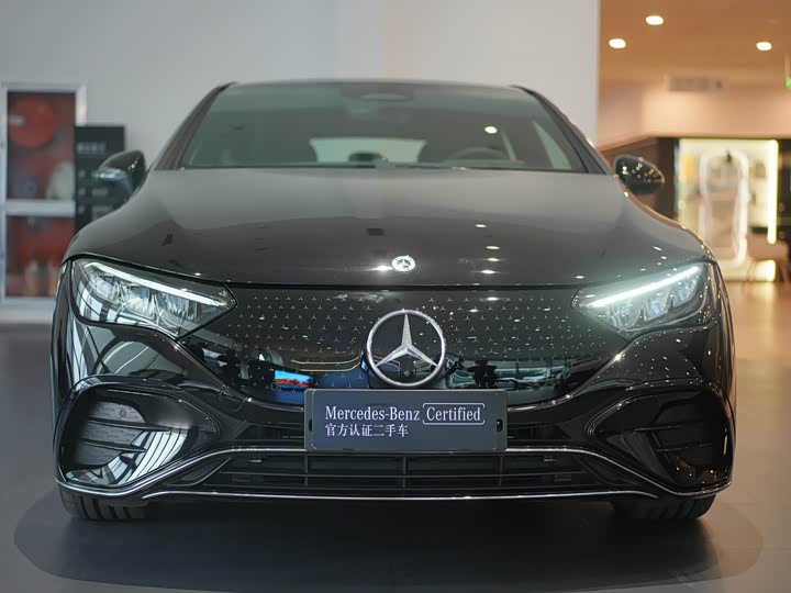 Фото 1 - Mercedes-Benz EQE