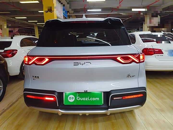 Фото 6 - BYD Yuan Up