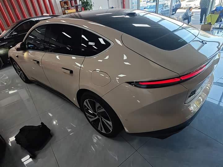 Фото 5 - Nio ET5