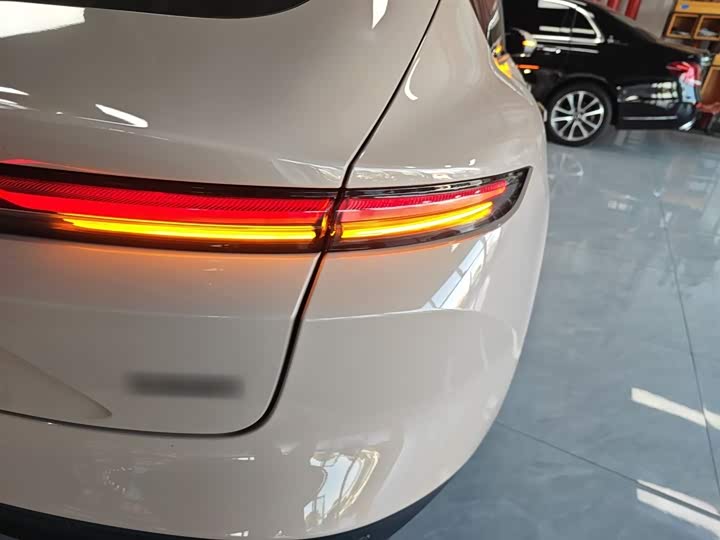 Фото 8 - Nio ET5