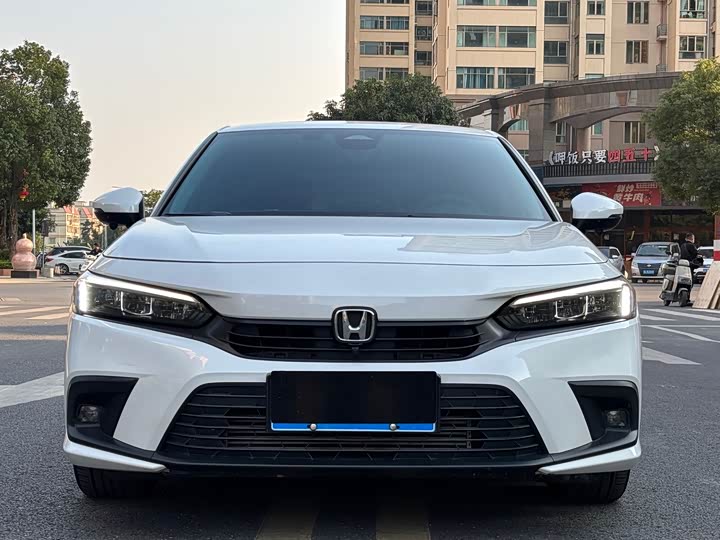 Фото 2 - Honda Civic