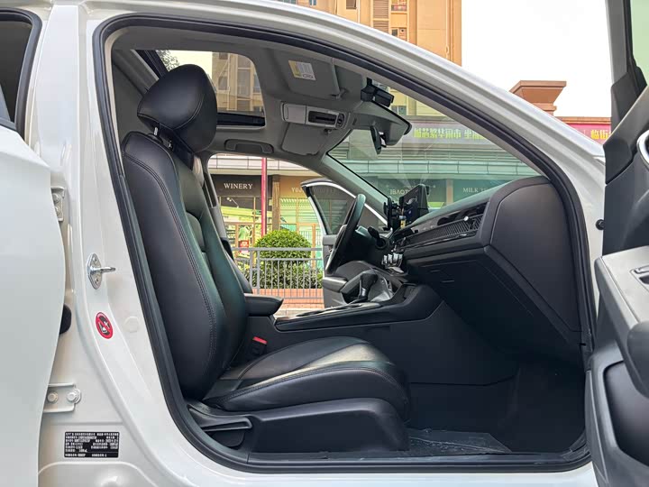 Фото 7 - Honda Civic