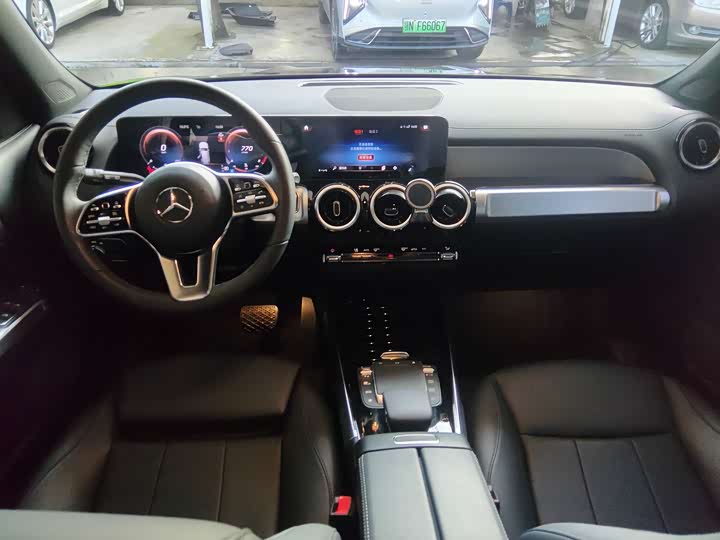 Фото 5 - Mercedes-Benz GLB-Class