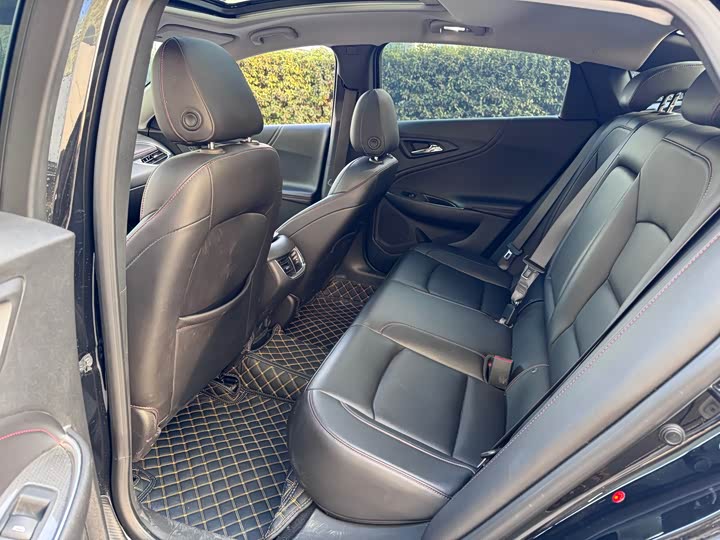 Фото 8 - Chevrolet Malibu XL