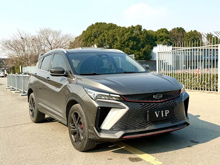 Фото 3 - Geely Coolray