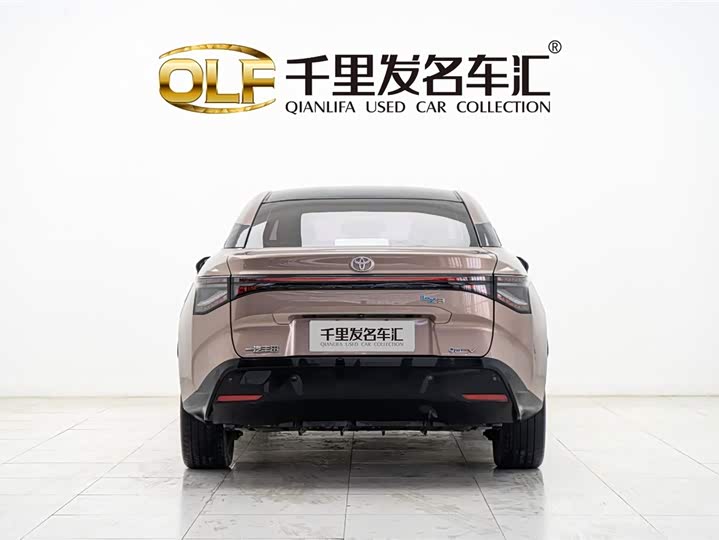 Фото 5 - Toyota bZ3