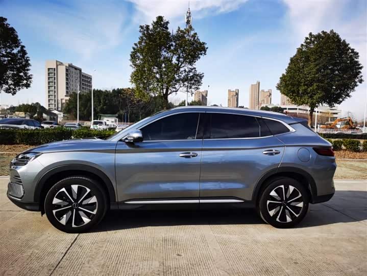 Фото 3 - BYD Song Plus Hybrid/EV