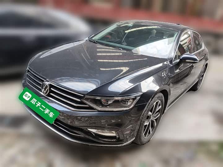 Фото 2 - Volkswagen Magotan