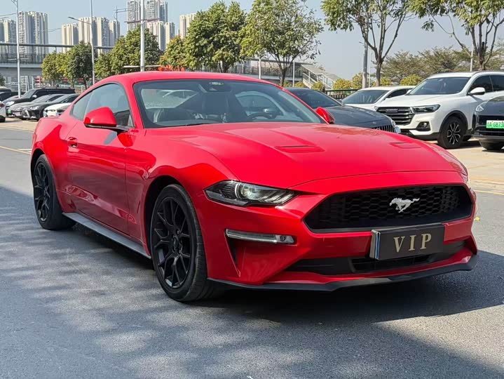 Фото 3 - Ford Mustang