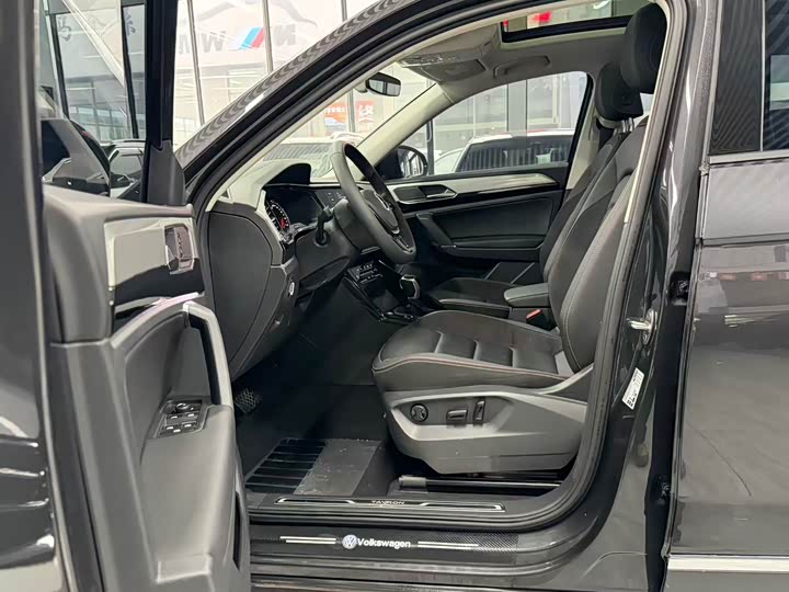 Фото 5 - Volkswagen Tayron