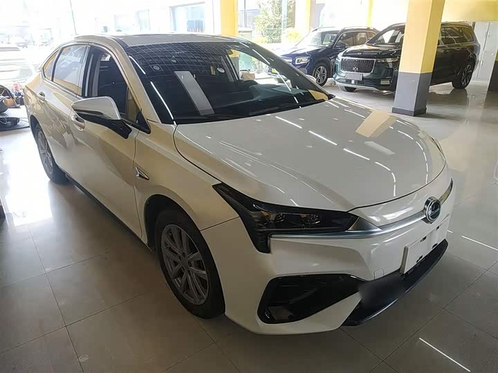 Фото 4 - GAC Aion S