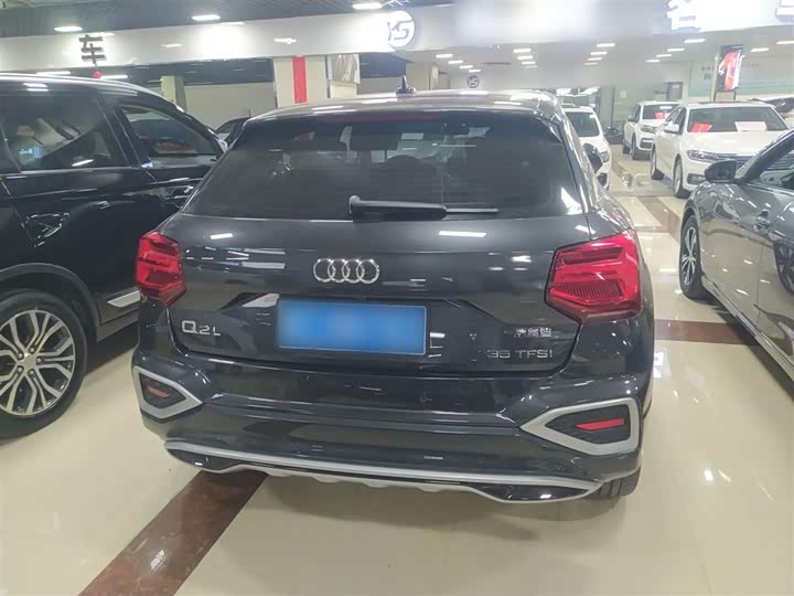 Фото 6 - Audi Q2L