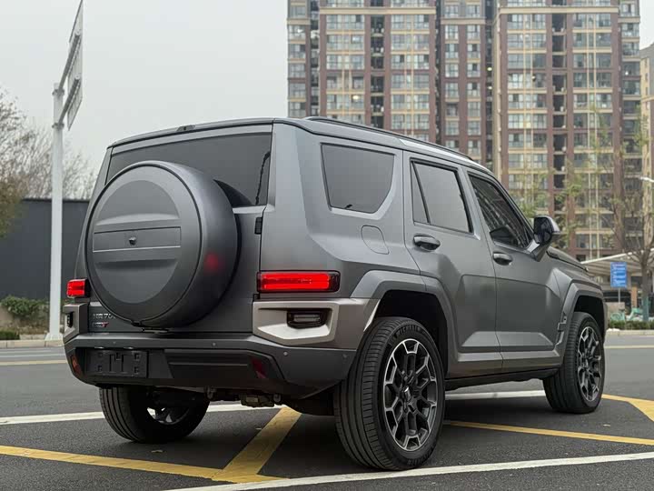 Фото 3 - Tank 700 Hybrid