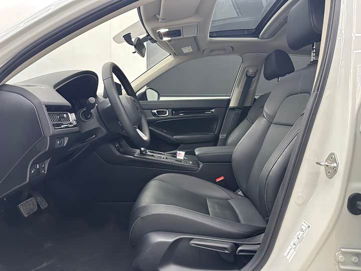 Фото 4 - Honda Civic