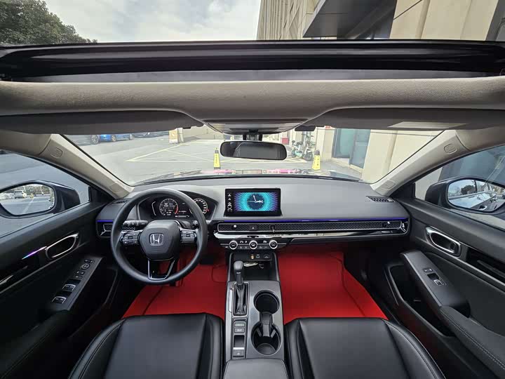 Фото 9 - Honda Civic