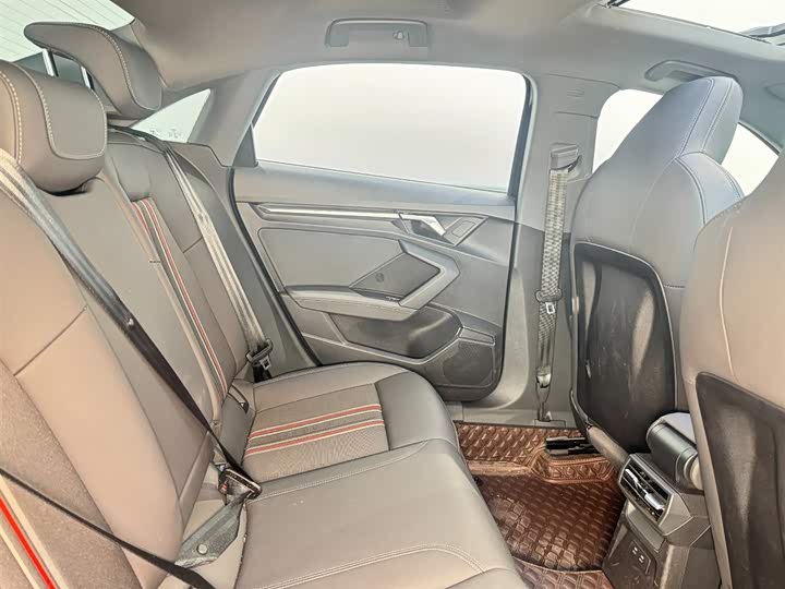 Фото 8 - Audi A3