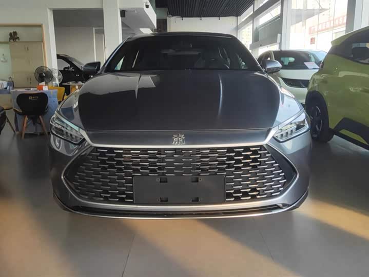 Фото 2 - BYD Qin Plus