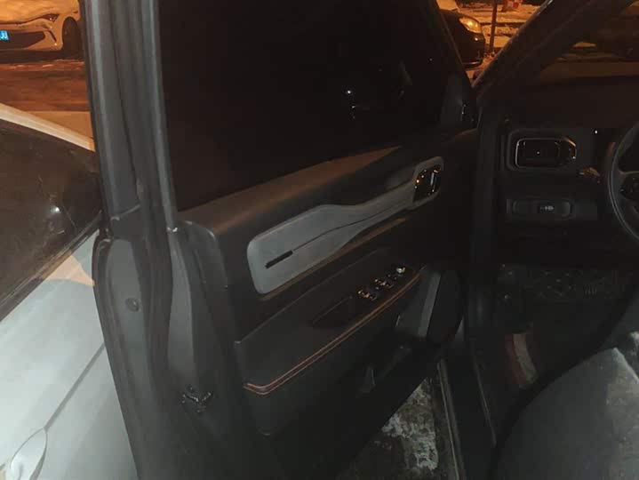 Фото 7 - Geely Cowboy