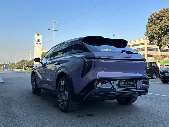 Фото 6 - Hongqi EHS7 (Tiangong 08)