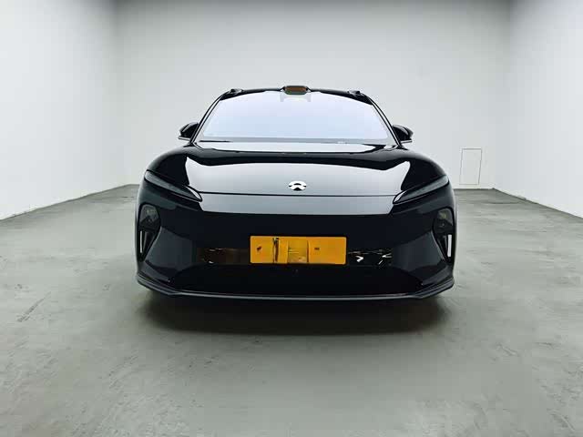 Фото 2 - Nio ET5