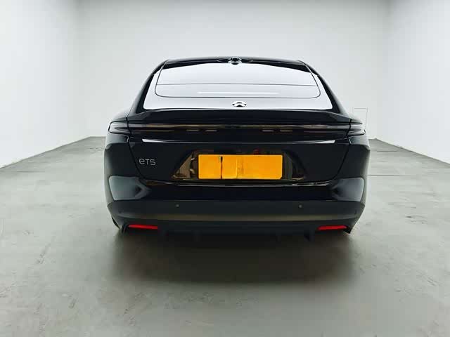 Фото 3 - Nio ET5