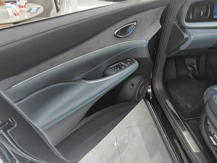 Фото 7 - BYD Sea Lion 07 DM-i Hybrid