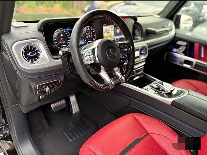 Фото 7 - Mercedes-Benz G-Class AMG