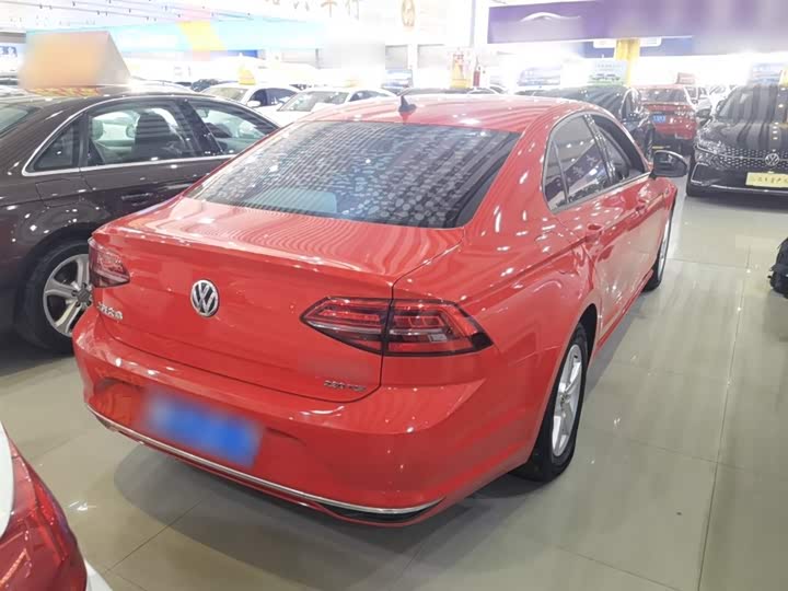 Фото 7 - Volkswagen Lamando L