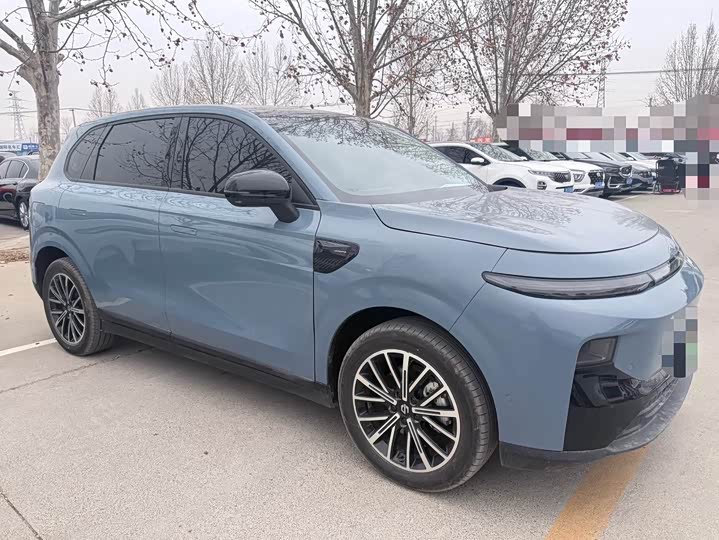 Фото 2 - Leapmotor B10