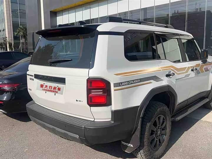 Фото 2 - Toyota Prado