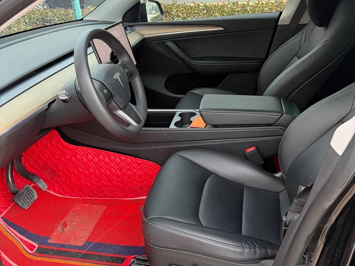 Фото 5 - Tesla Model Y