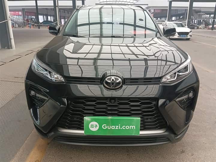 Фото 3 - Toyota Wildlander