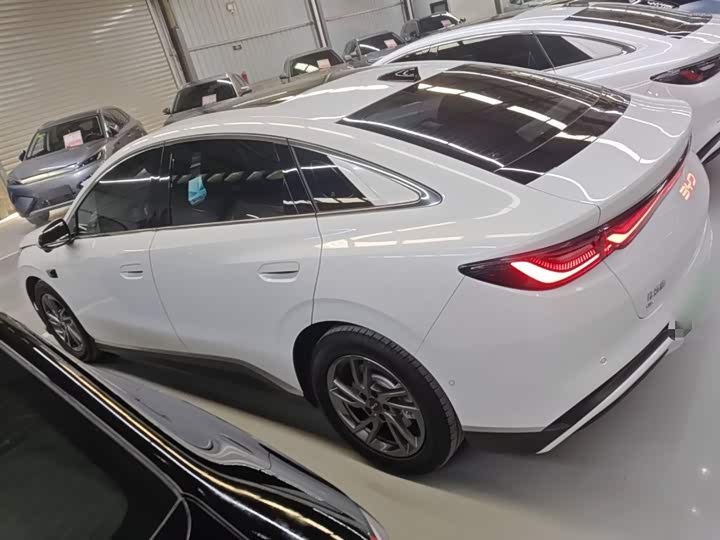 Фото 5 - BYD Seal 06 Hybrid/EV