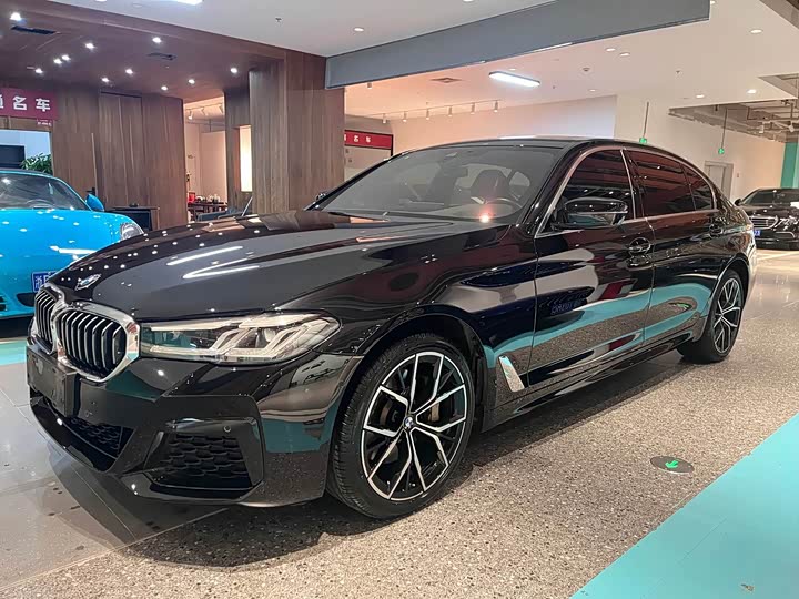 Фото 1 - BMW 5 Series