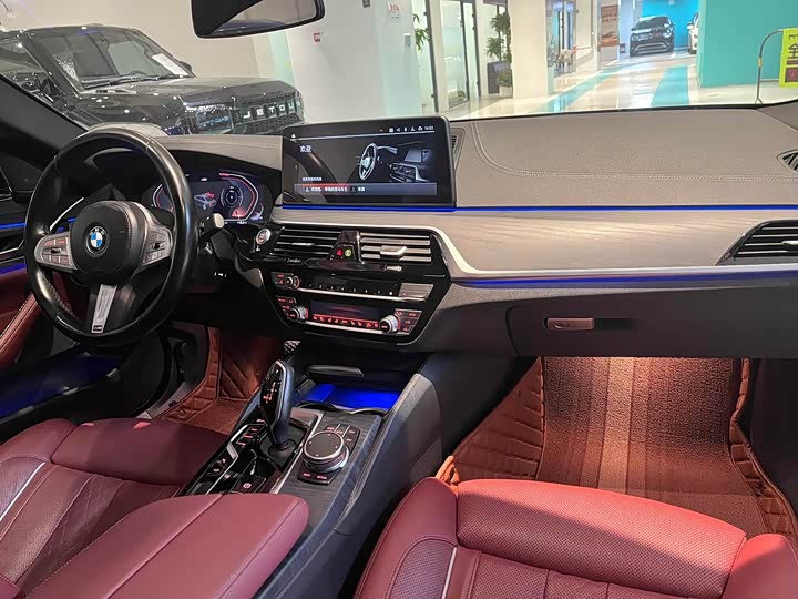 Фото 6 - BMW 5 Series