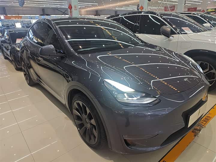 Фото 4 - Tesla Model Y