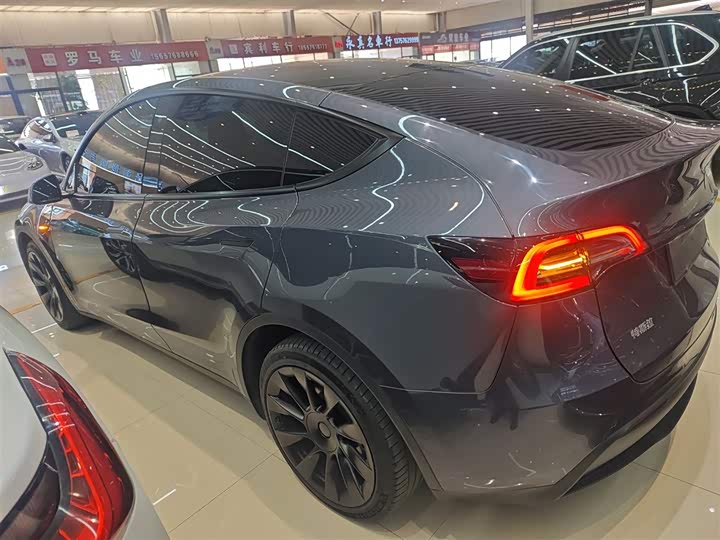 Фото 5 - Tesla Model Y