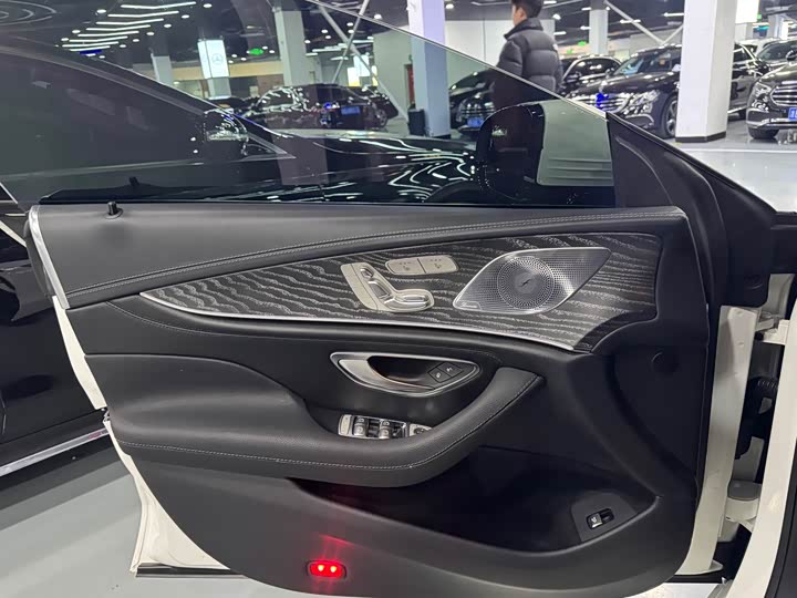 Фото 7 - Mercedes-Benz CLS-Class