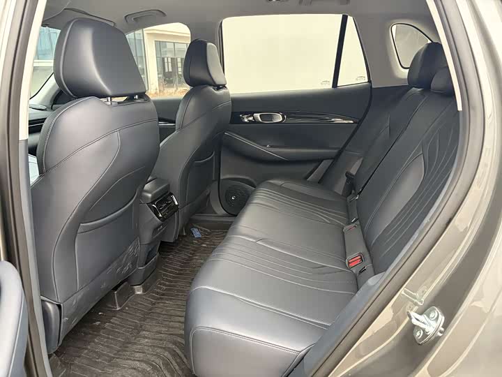 Фото 6 - Geely Galaxy E5