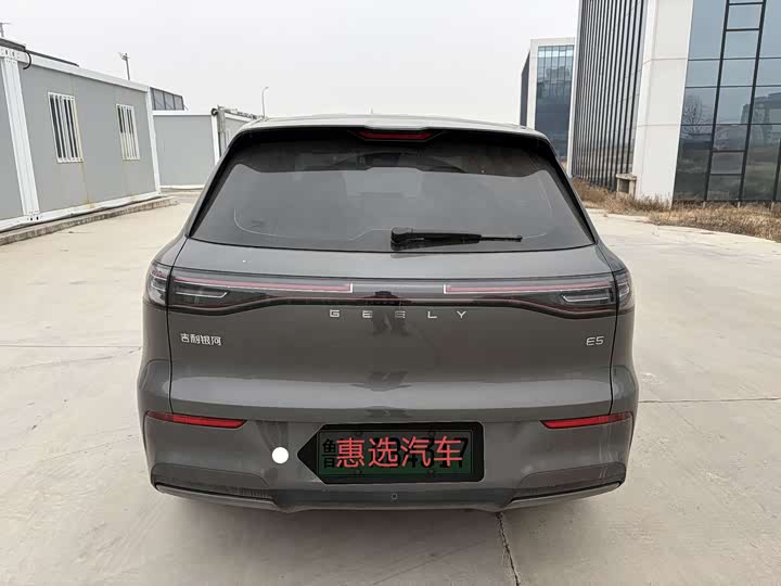 Фото 8 - Geely Galaxy E5