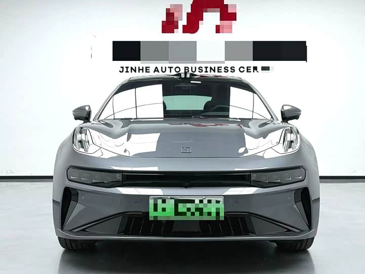 Фото 2 - Zeekr 001