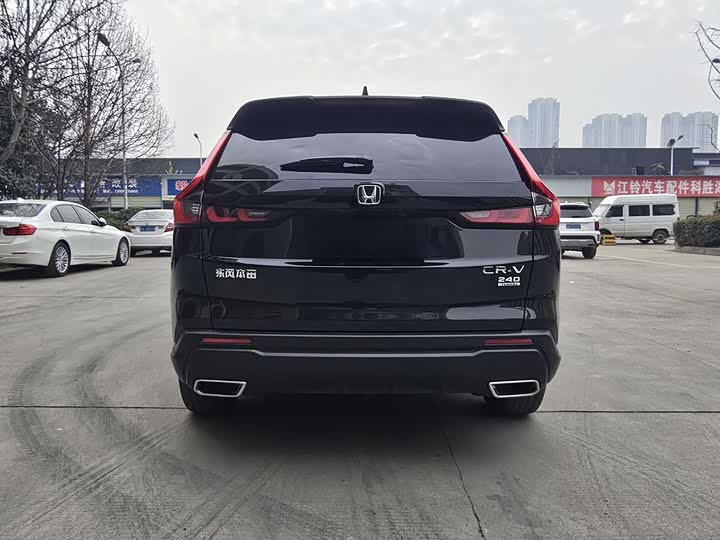 Фото 7 - Honda CR-V