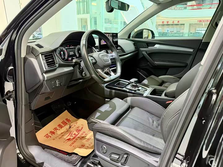 Фото 4 - Audi Q5L