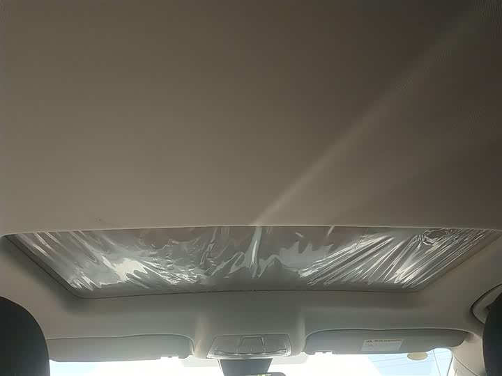 Фото 9 - Bestune B70