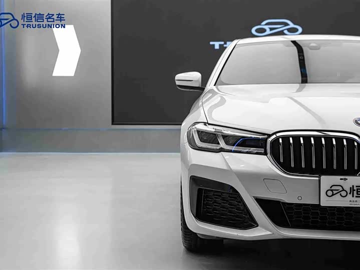 Фото 8 - BMW 5 Series