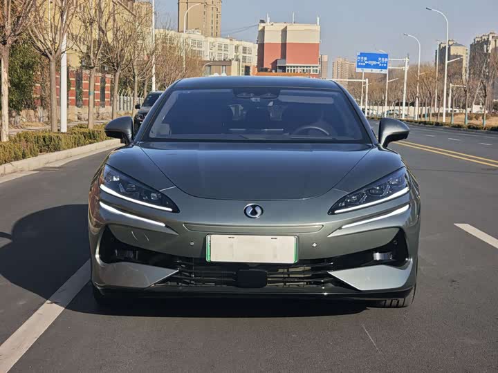 Фото 2 - Denza Z9GT