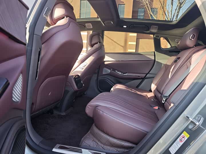 Фото 4 - Denza Z9GT