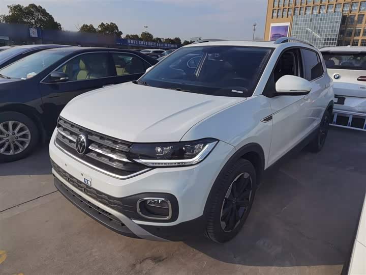 Фото 2 - Volkswagen Tacqua