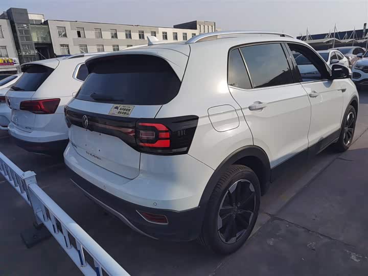 Фото 7 - Volkswagen Tacqua