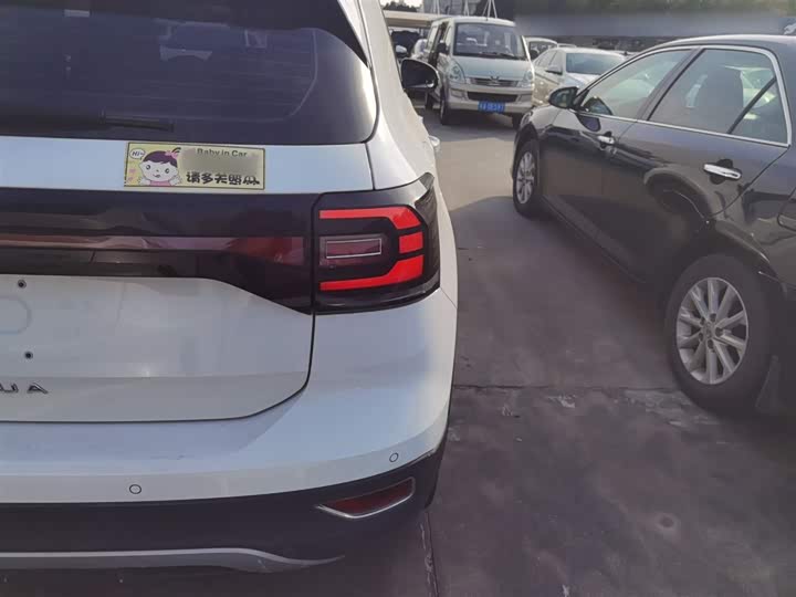 Фото 8 - Volkswagen Tacqua